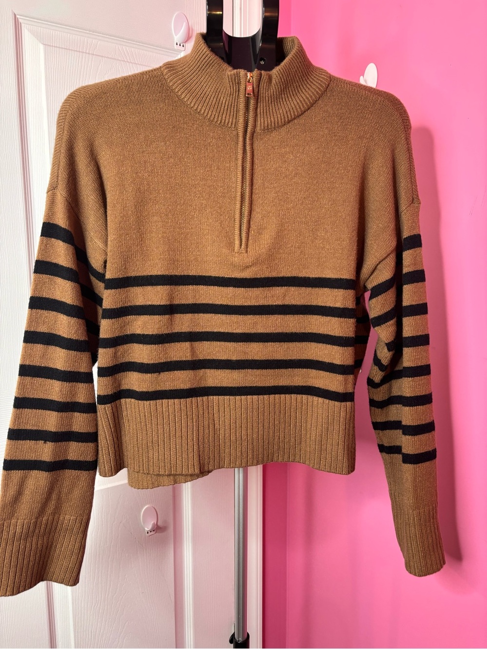 DKNY Camel Black Striped Quarter Zip Mock Neck Sweater Size Medium
